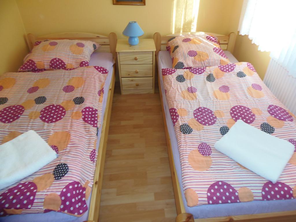 Вилла Rose Vip Apartman Хайдусобосло Экстерьер фото